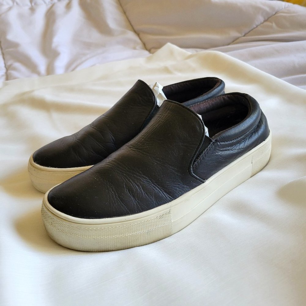 Steve Madden Sneakers